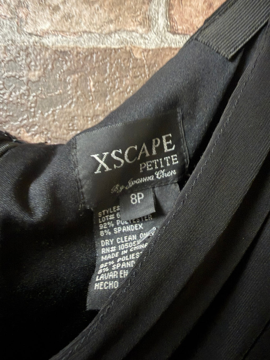 Xscape Petite by Joanna Chen - Size 8