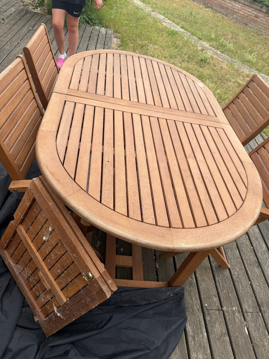 Solid Teak Extending Garden Table and Eight Folding Chairs