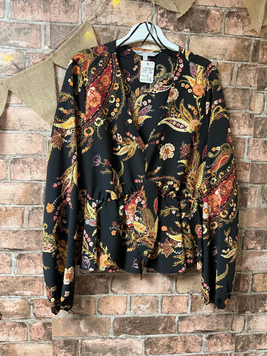 Red Herring Floral Black Top - Size 10