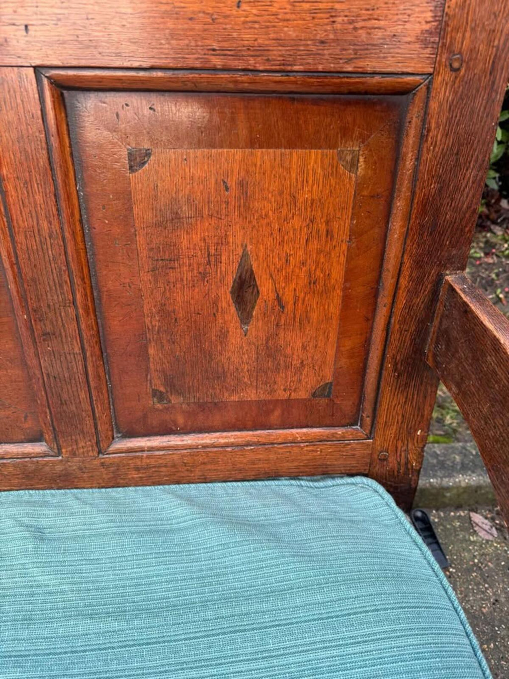 Georgian Five Panelled Oak and Mahogany Settle Bench