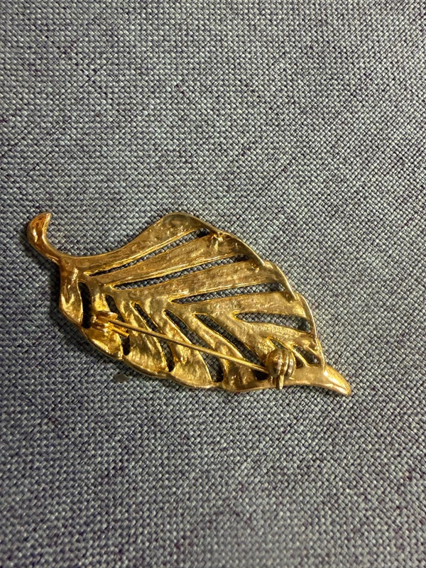 Vintage Leaf Brooch