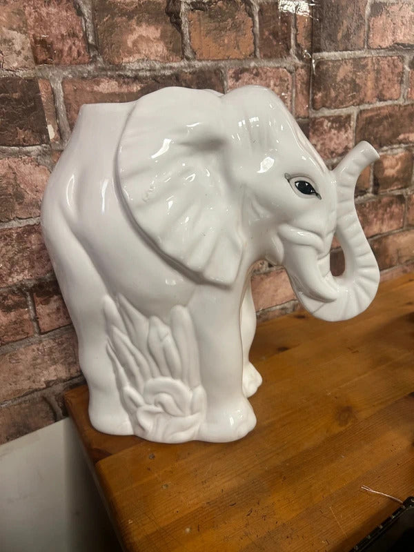 White Ceramic Elephant Planter/Umbrella Stand