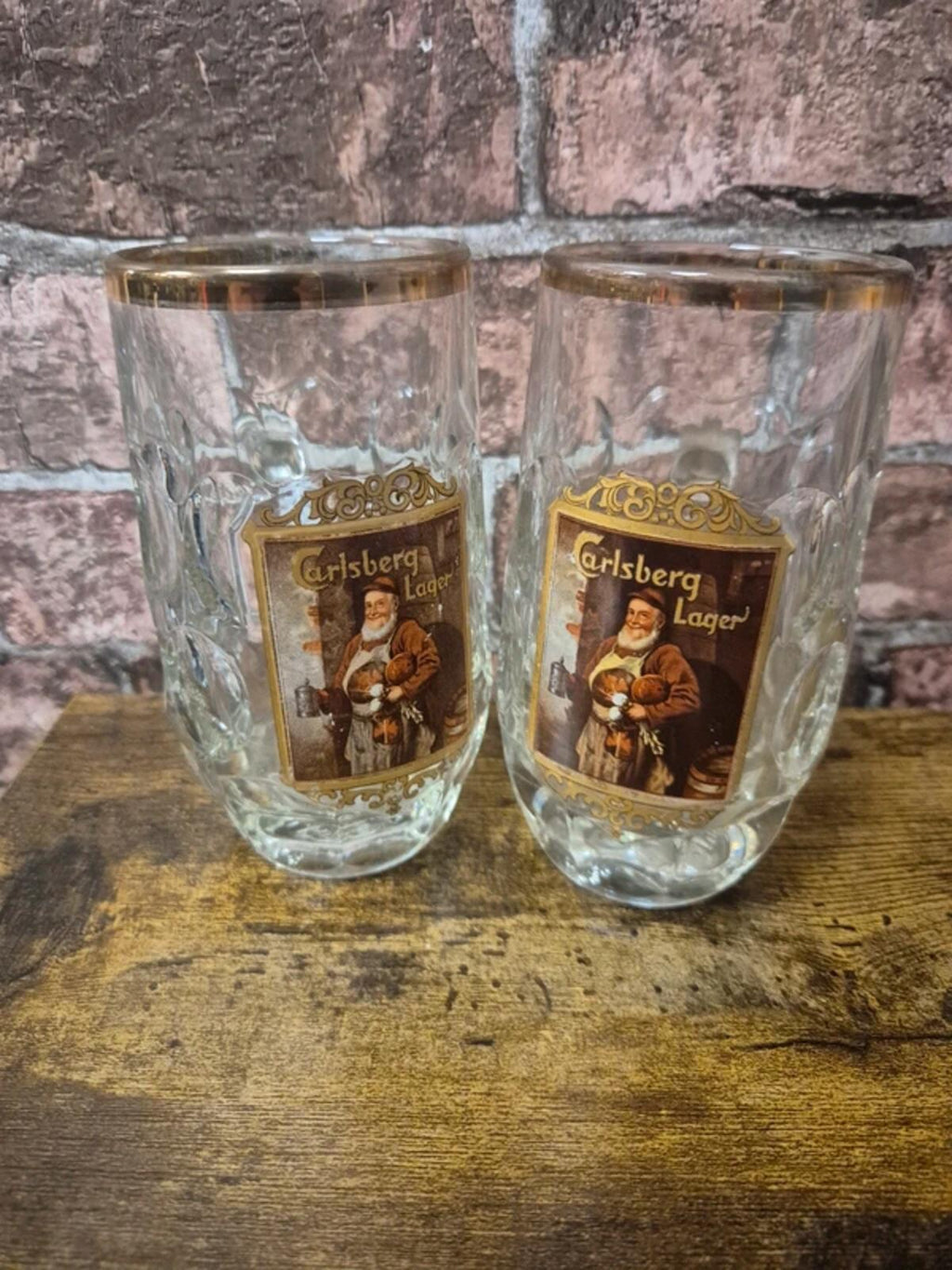 Carslberg glasses pair