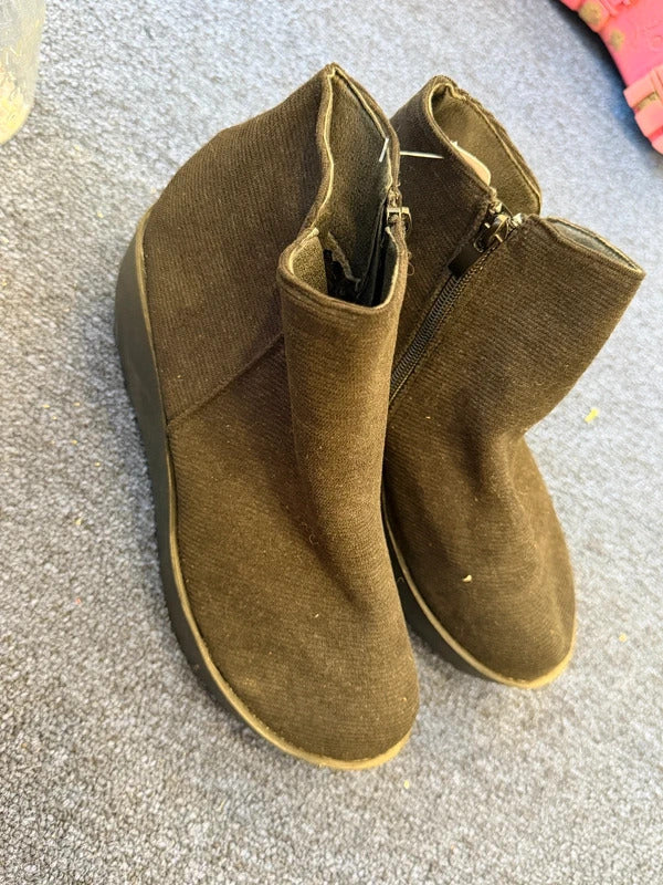 Black Wedge Boots - Size 6 UK