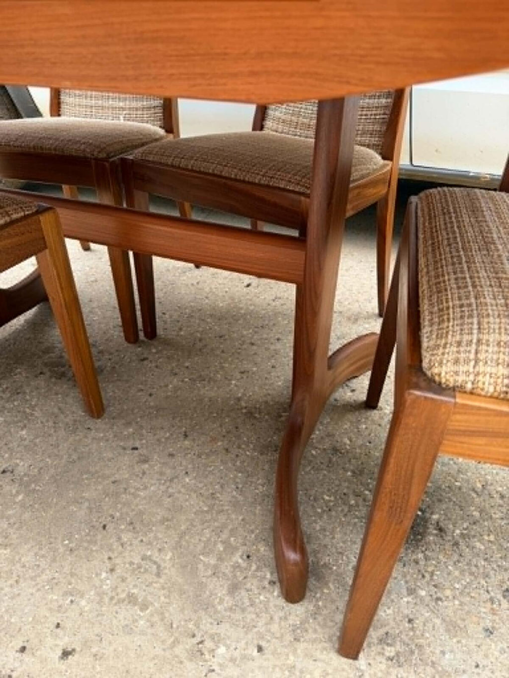 G Plan Fresco Mid Century Teak Extending Dining Table and Six Chairs