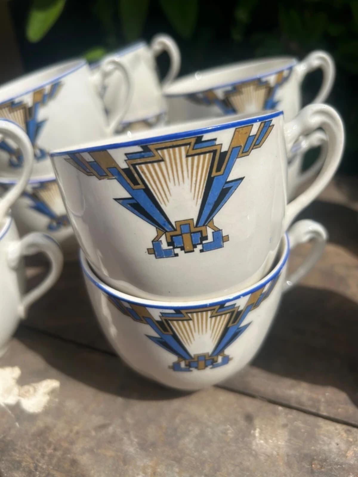 Vintage Johnson Bros Pareek 35 Piece Tea Set