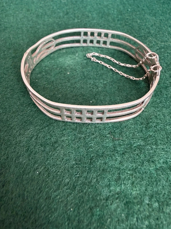 Sterling Silver Vintage Hinged Gate Bangle