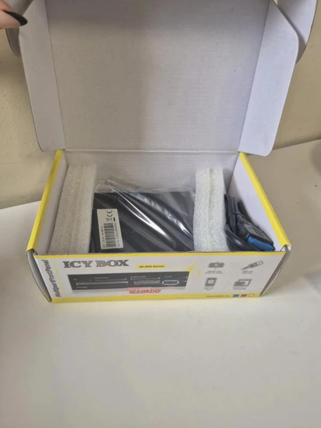 Icybox IB-865 Series Multi Port Reader