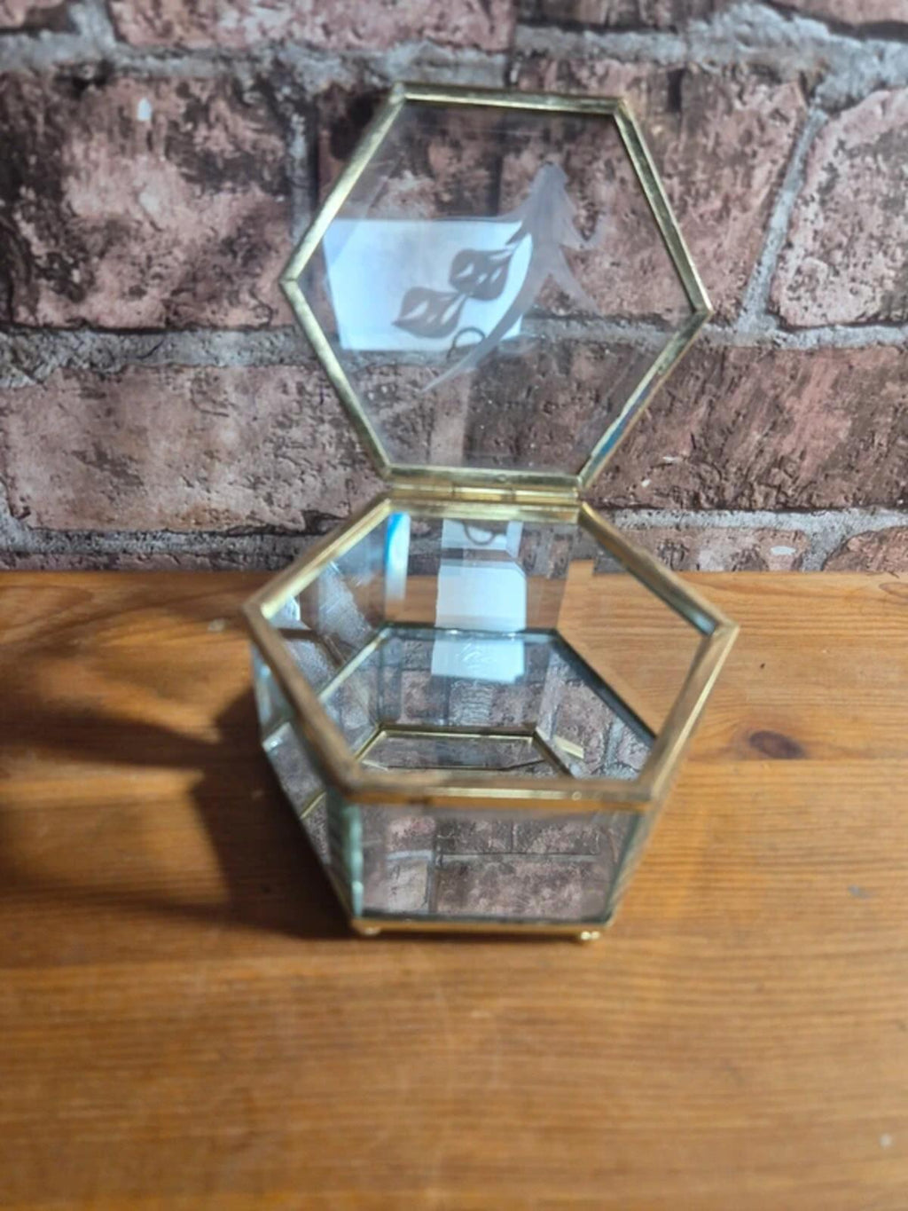 Vintage octagonal etched glass box