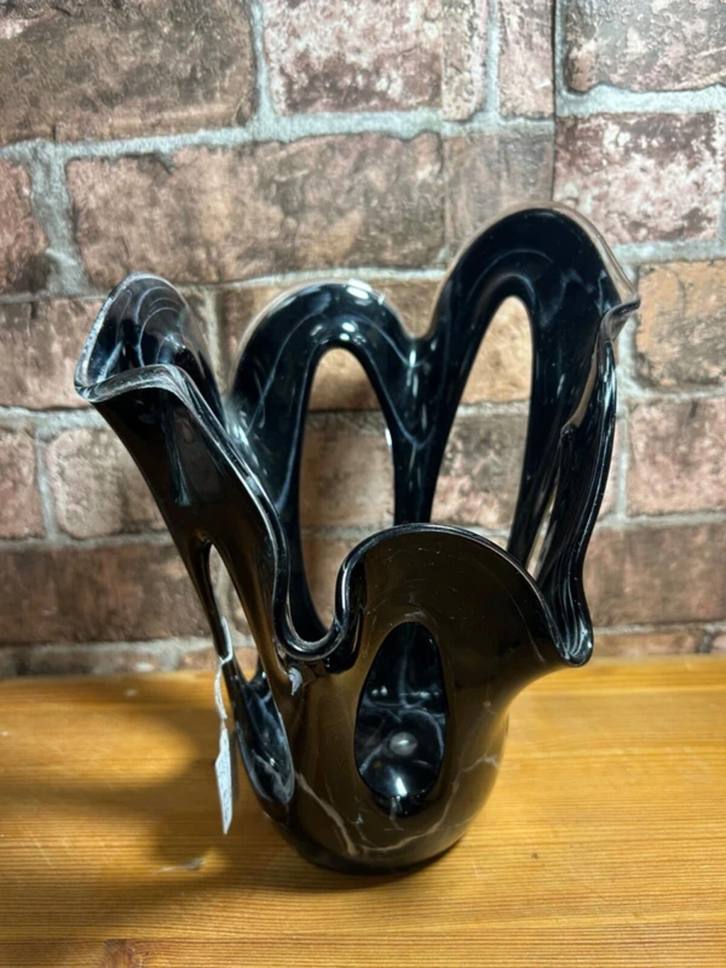 Josefina Krono Handkerchief Vase
