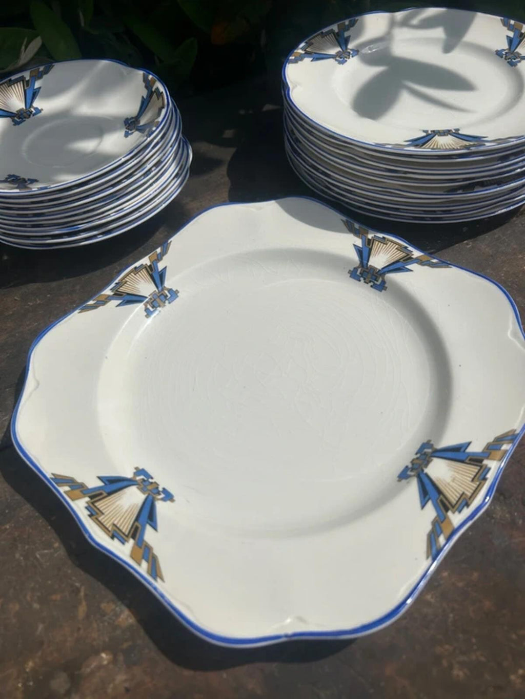 Vintage Johnson Bros Pareek 35 Piece Tea Set