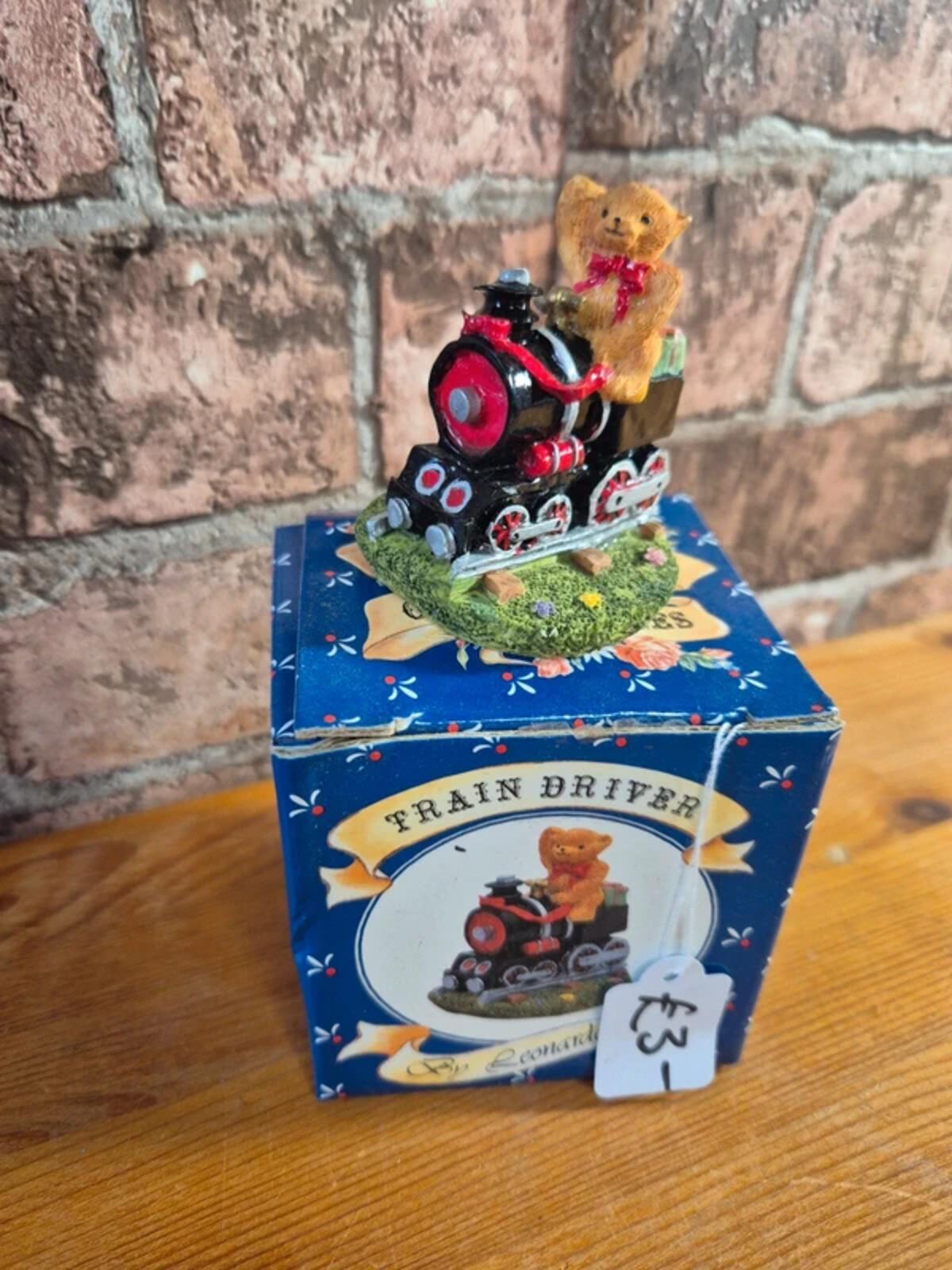 Vintage Leonardo Teddy in Train Ornament