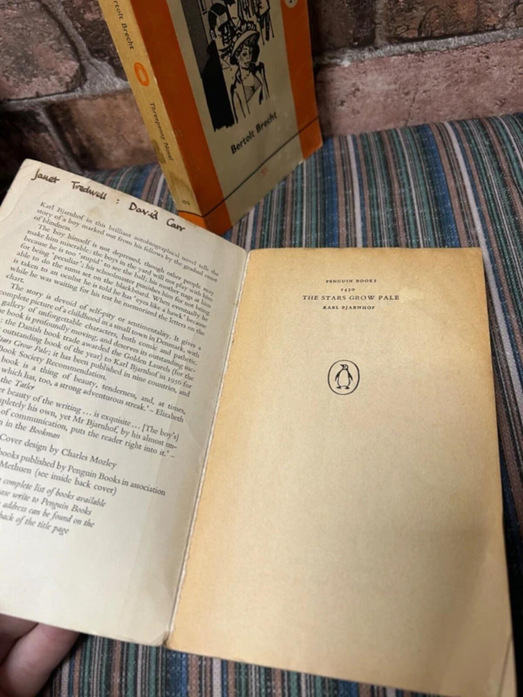 Vintage Penguin Books x 7
