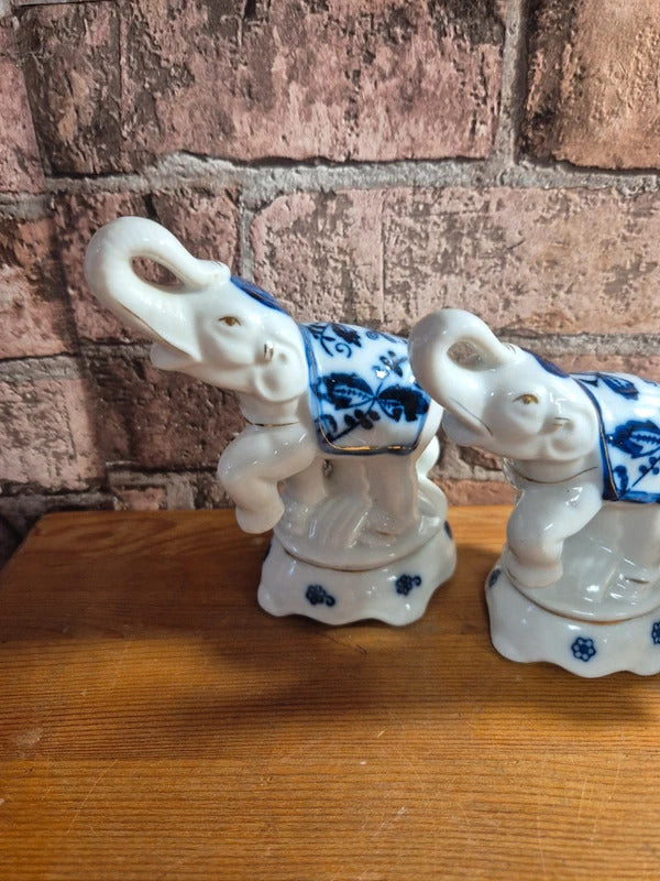Set of 3 blue and white elephants