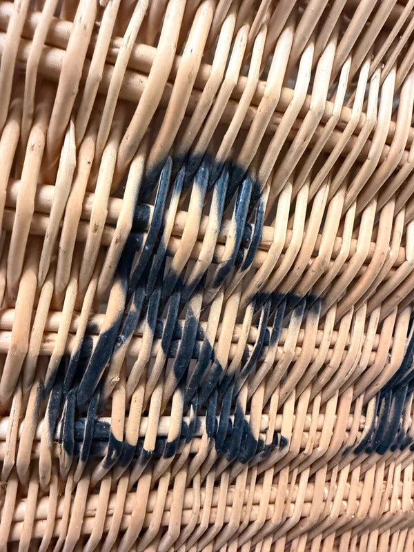 Bakers & Larners Wicker Picnic Basket