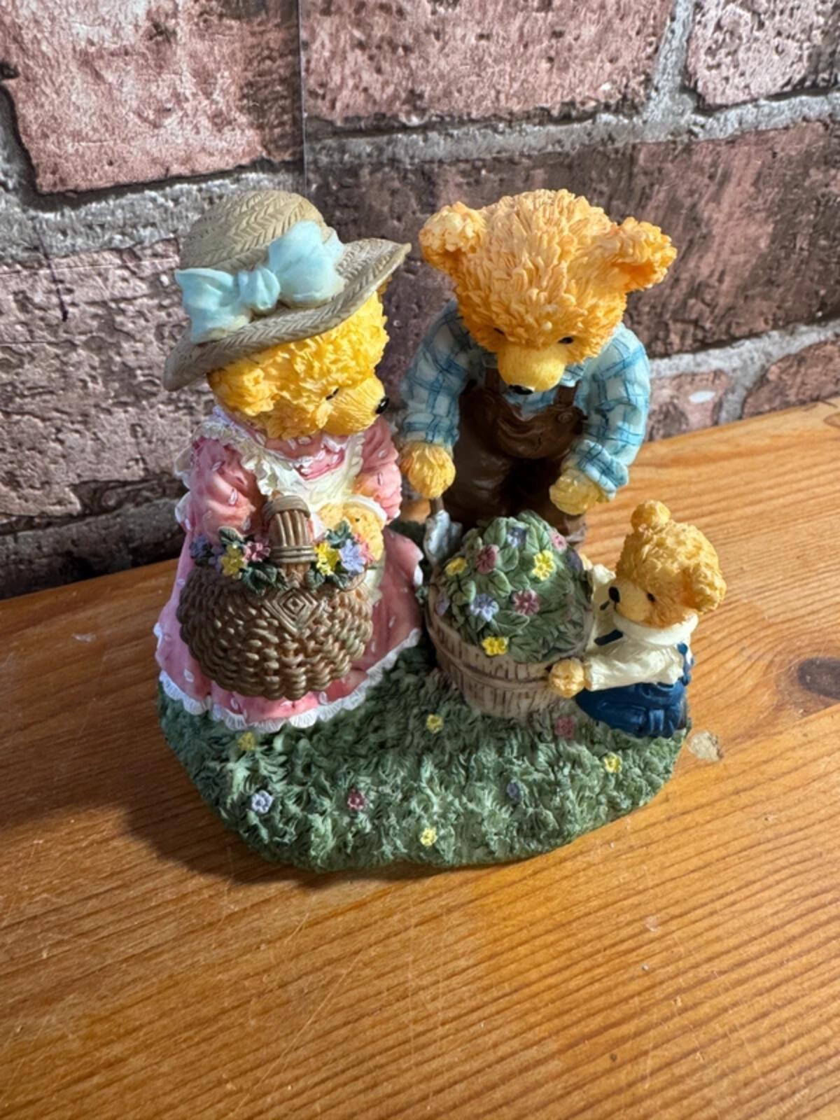 Loveable Teddies by Avon Springtime Bears