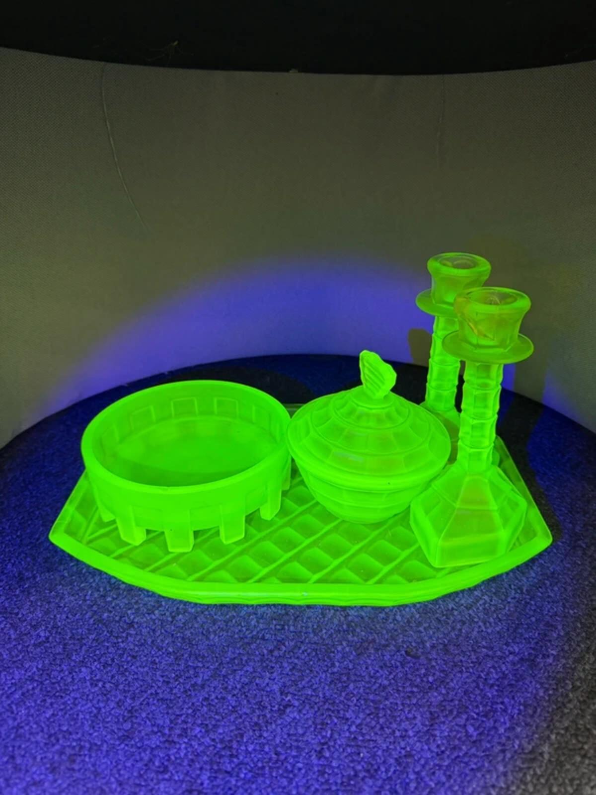 Vintage Uranium Vanity Set