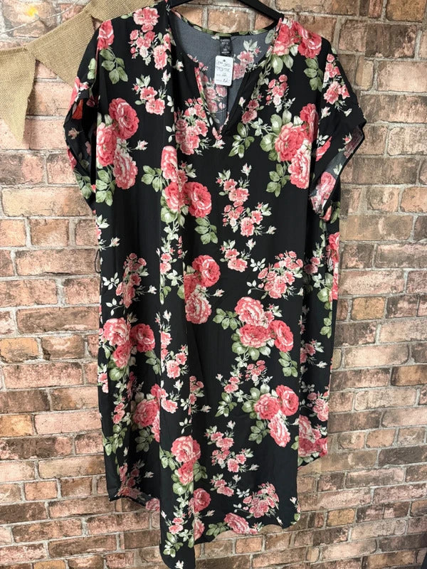 Emery Rose Floral Dress - Size 22