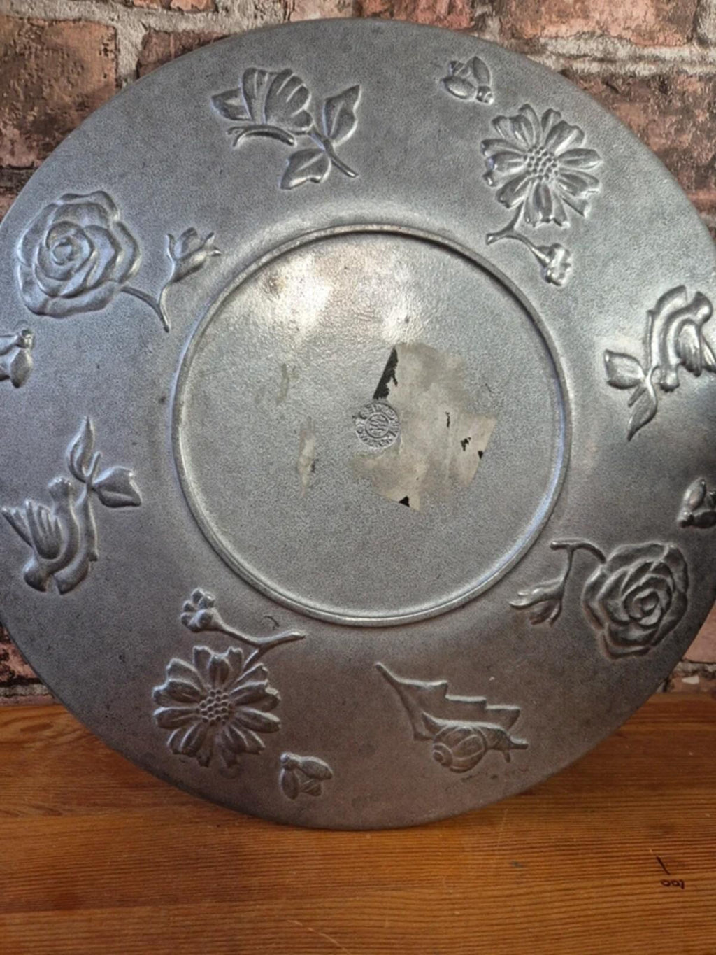 Wilton Armetale pewter platee