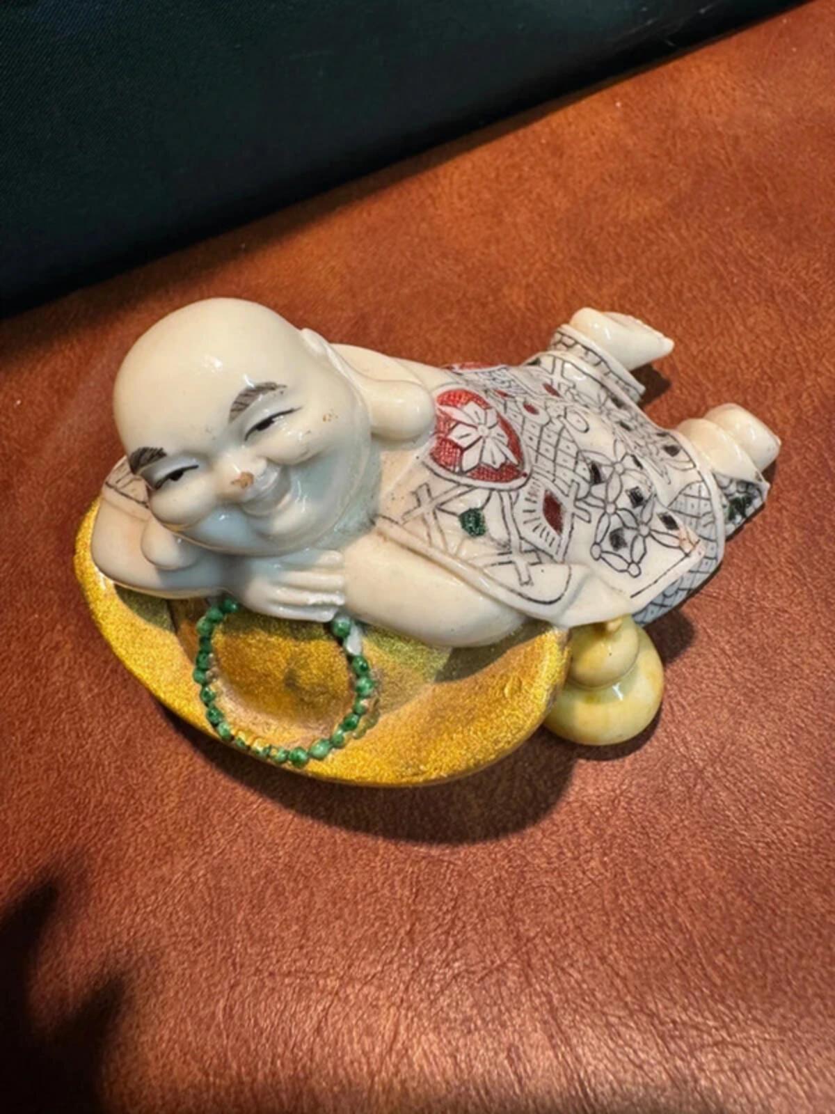 Smiling Buddha Statue