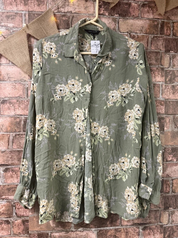 New Look Green Floral Shirt - Size 14