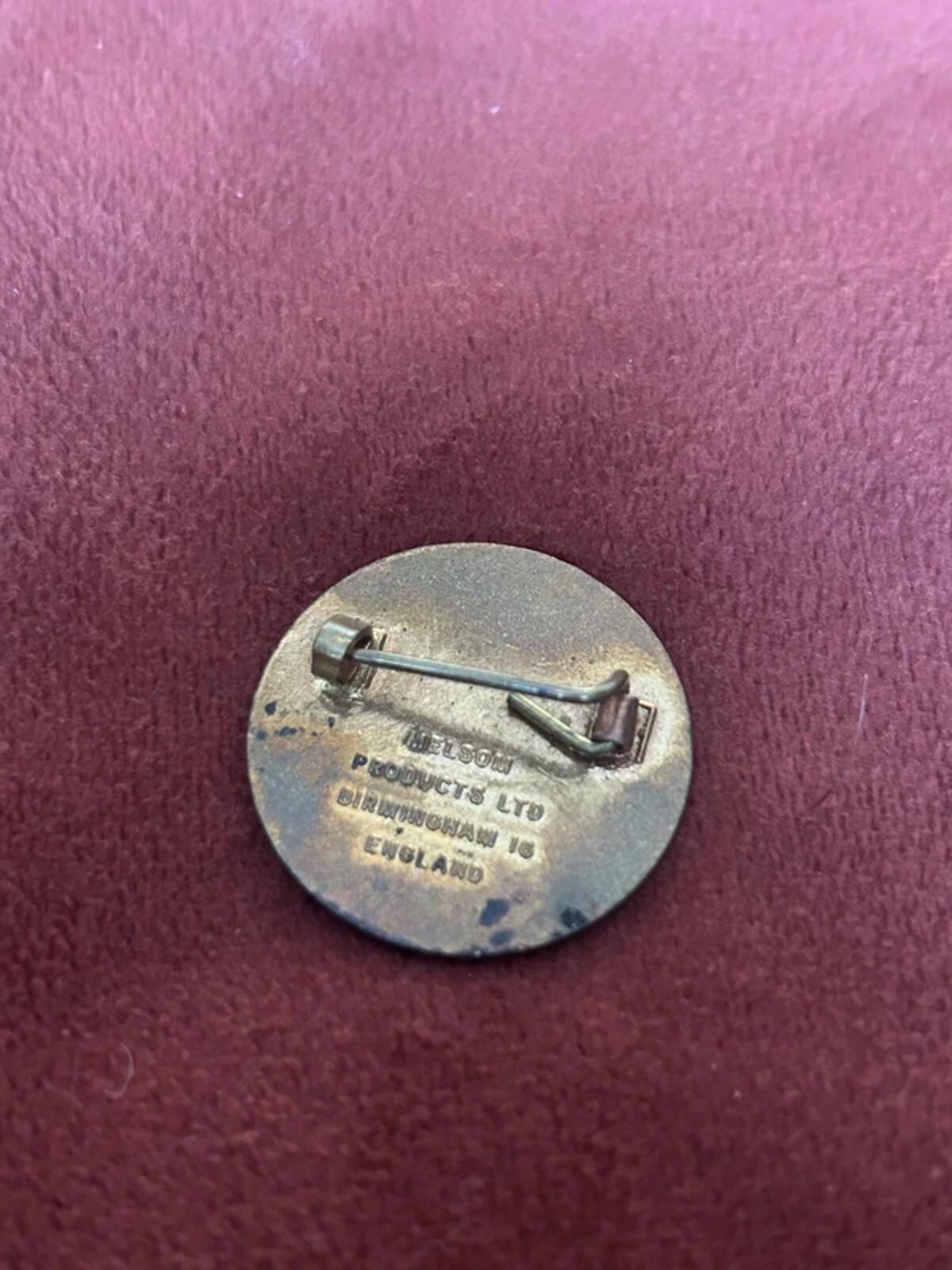 Queens Silver Jubilee Vintage Pin Brooch