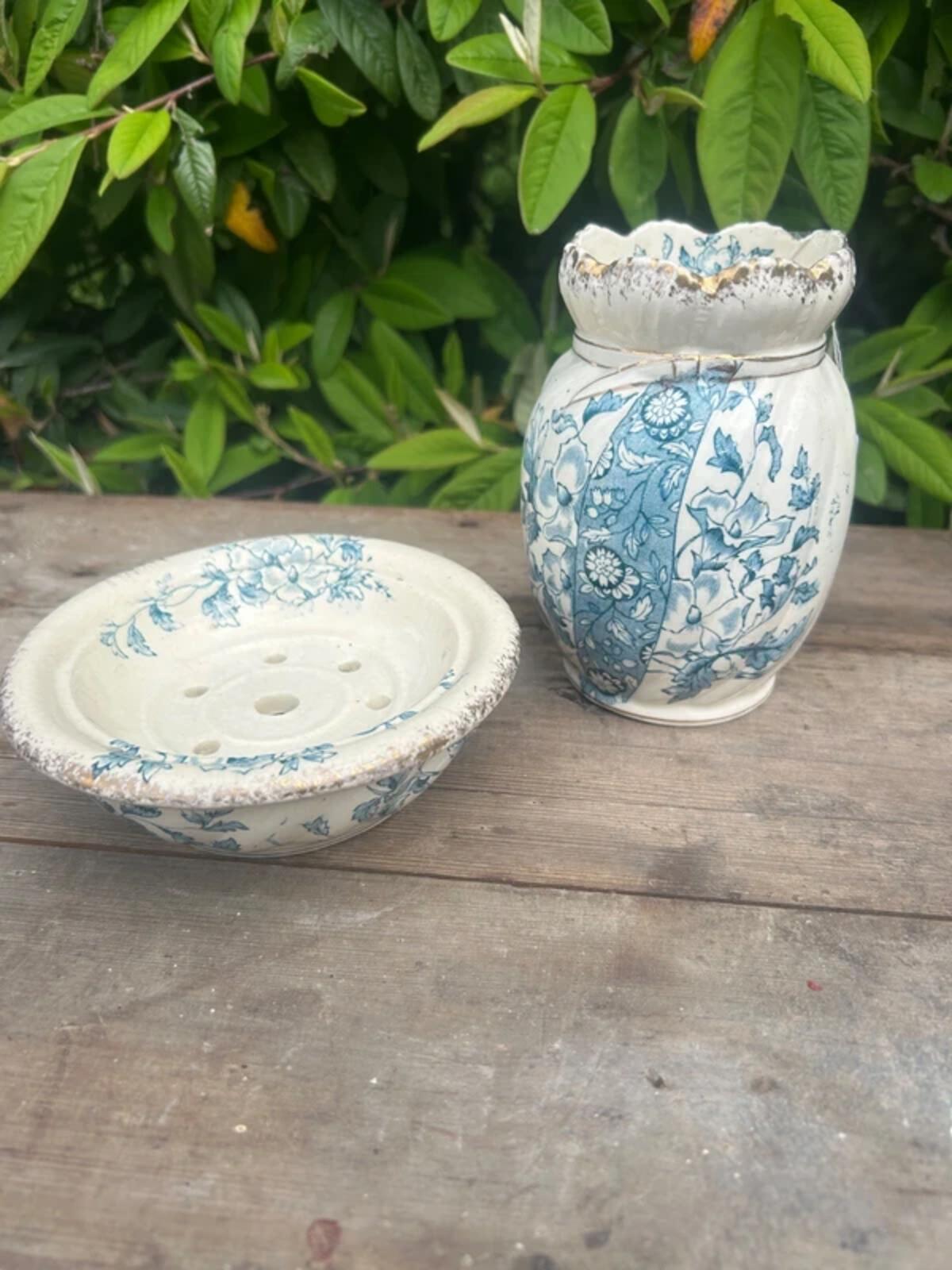 Vintage Ceramic Soap Dish and Pot Set