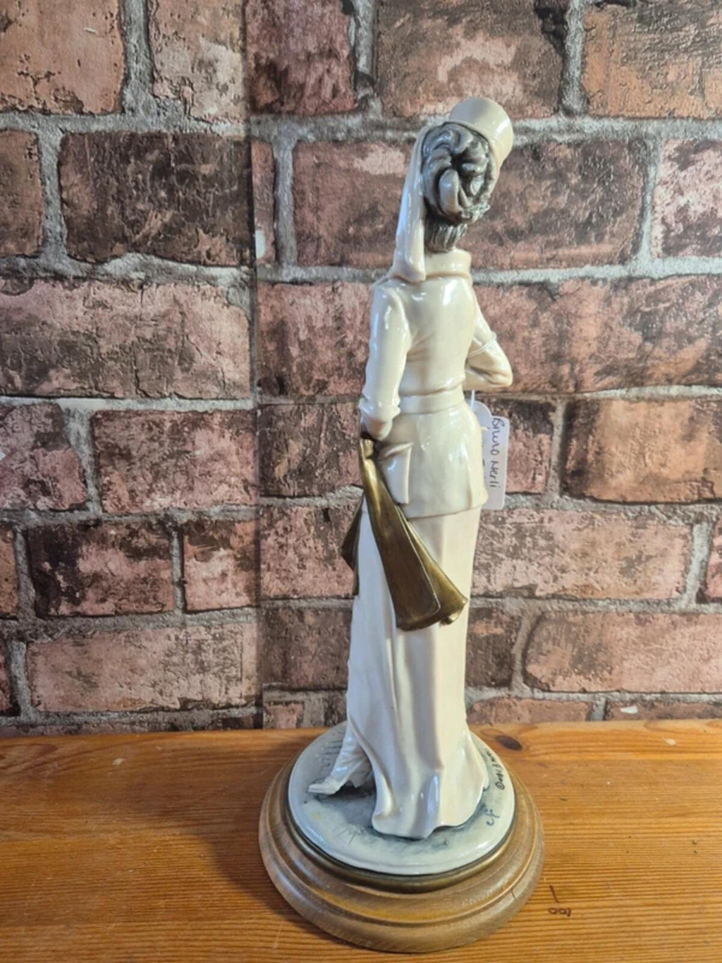 Bruno Merli lady figure