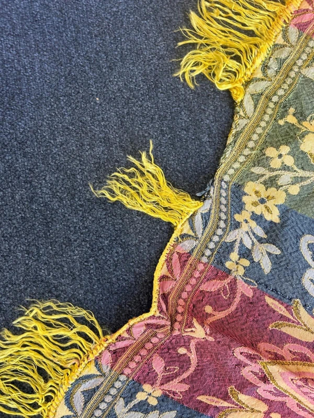 Floral Silk Style Small Blanket