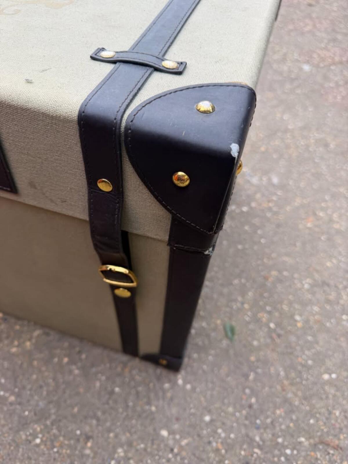 Harrods Side/Coffee Table Trunk