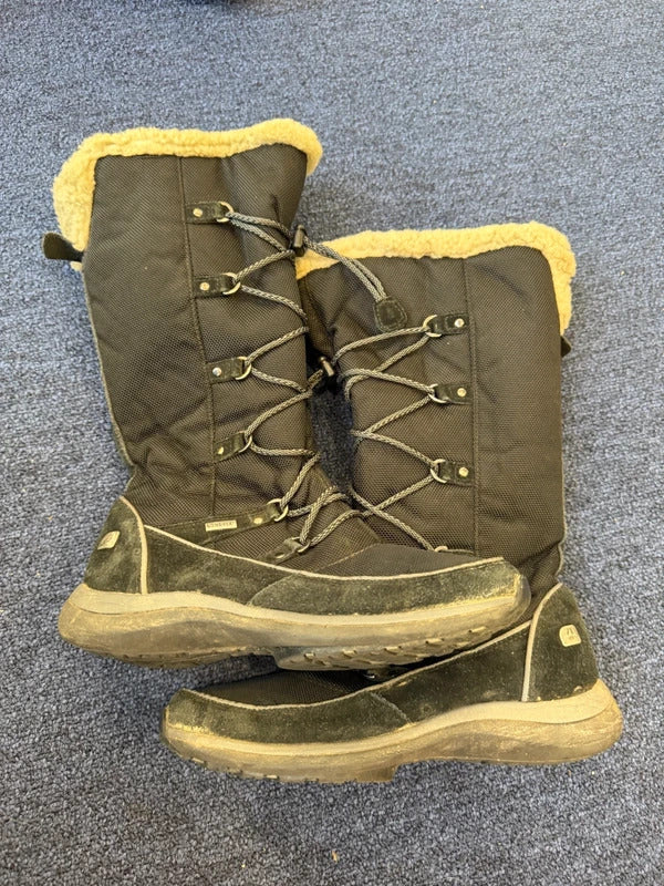 Clarks Wavewalk Black Boots - Size 5D