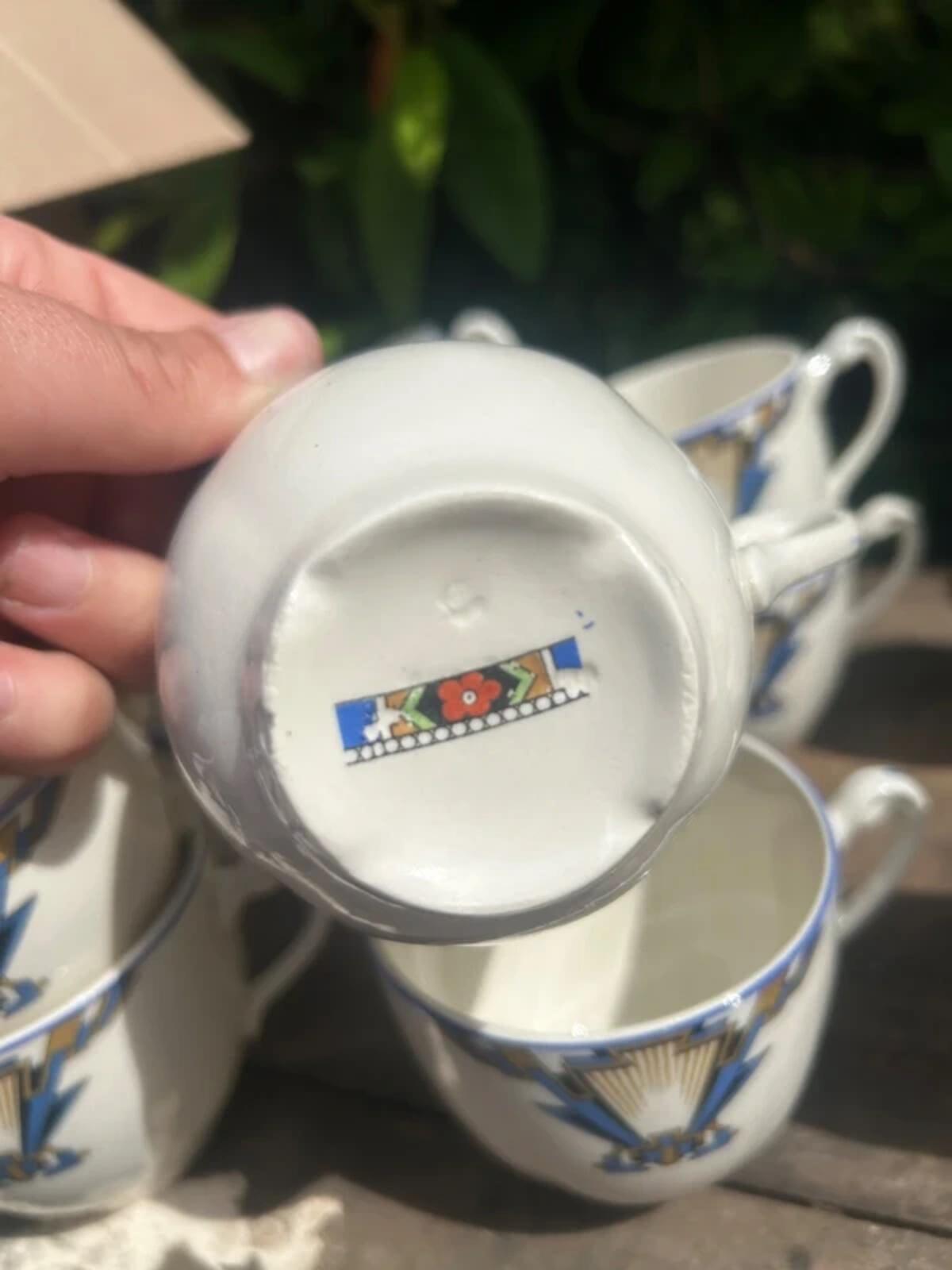 Vintage Johnson Bros Pareek 35 Piece Tea Set