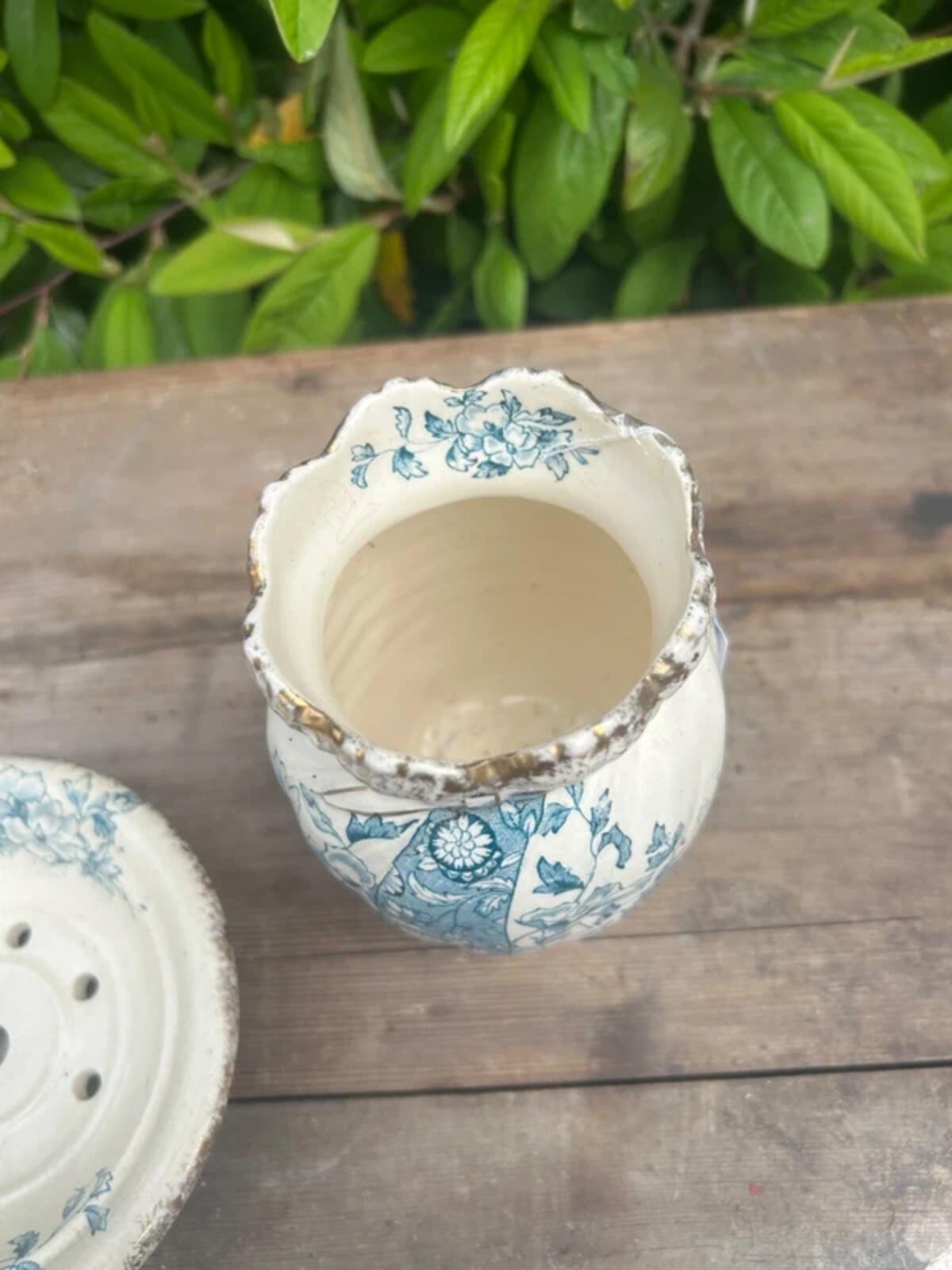 Vintage Ceramic Soap Dish and Pot Set