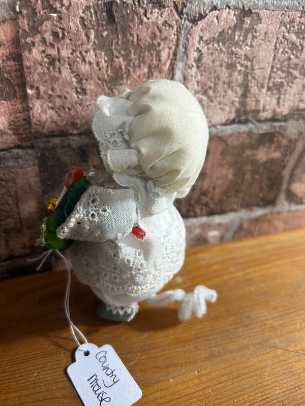Country Mouse Ornament