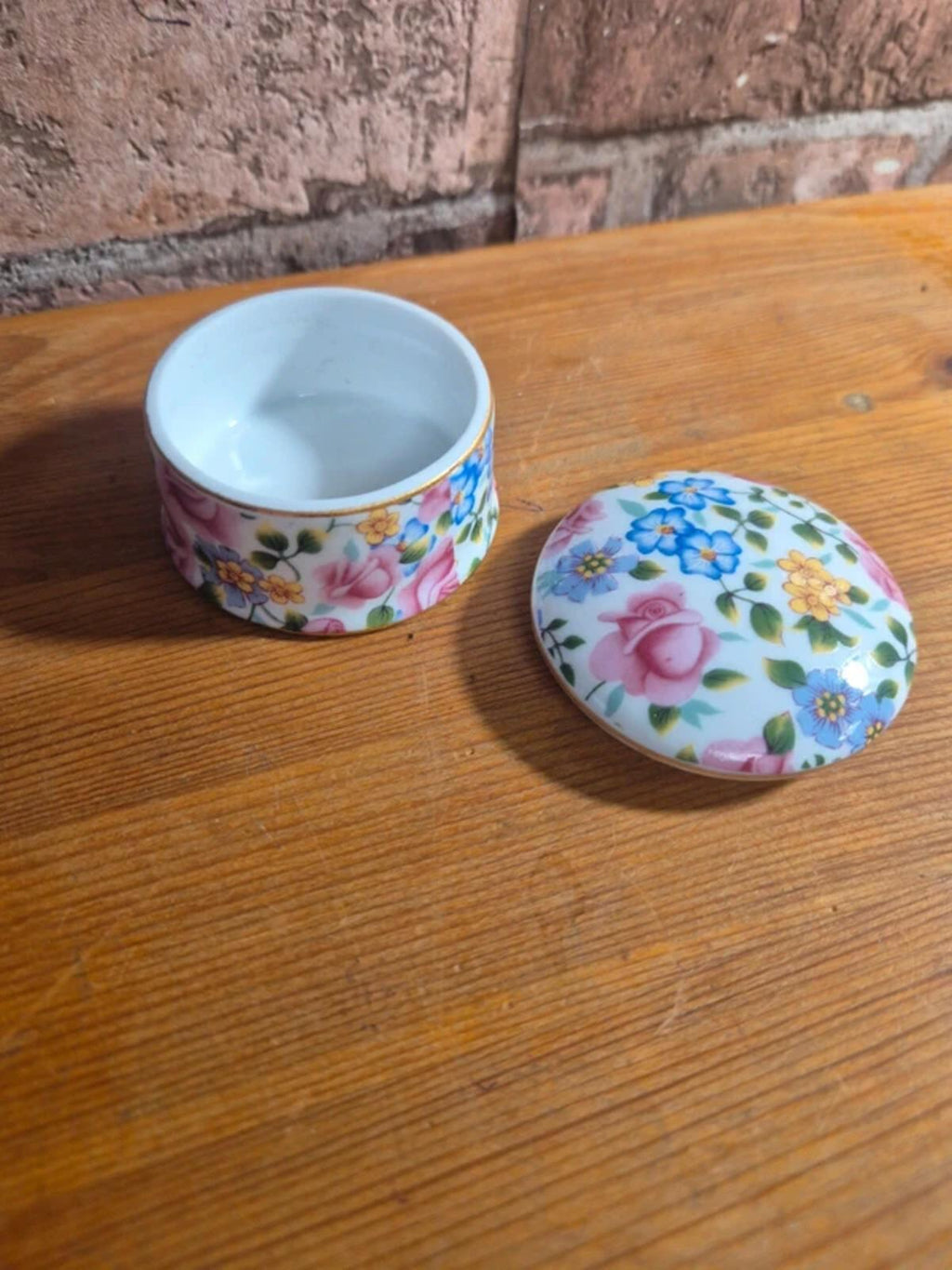 Vintage Two's Company Chintz 'Michelle' box