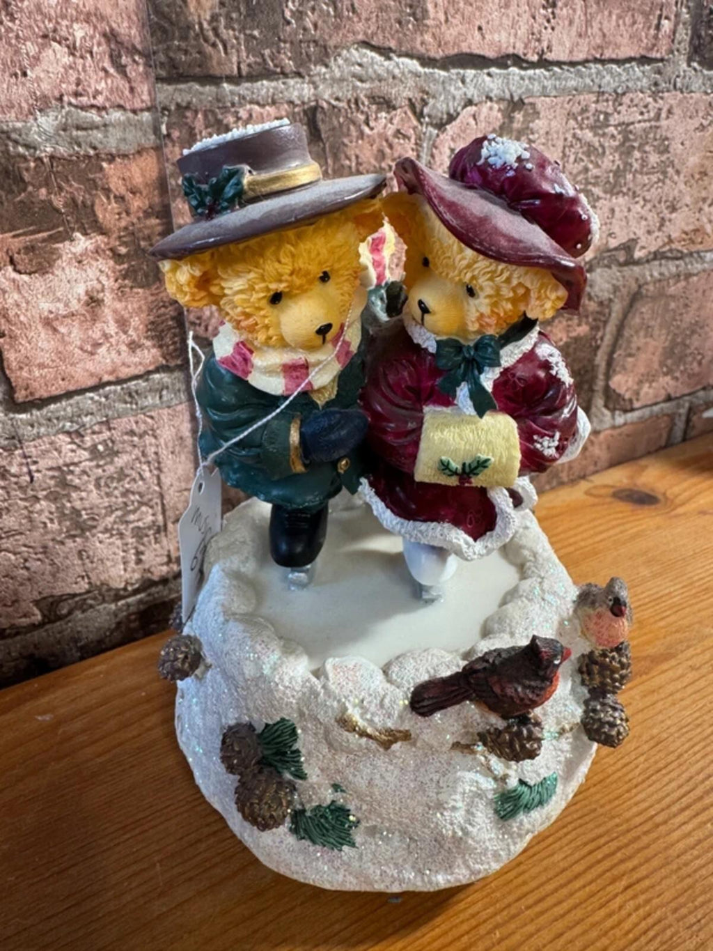 Loveable Teddies by Avon "Skating" Musical Ornament