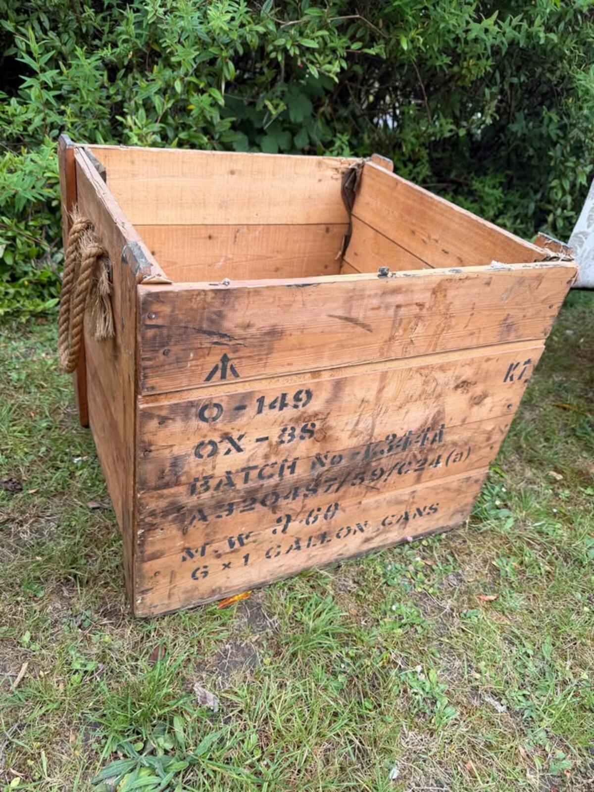 Vintage Reclaimed Pine Box with Rope Handles