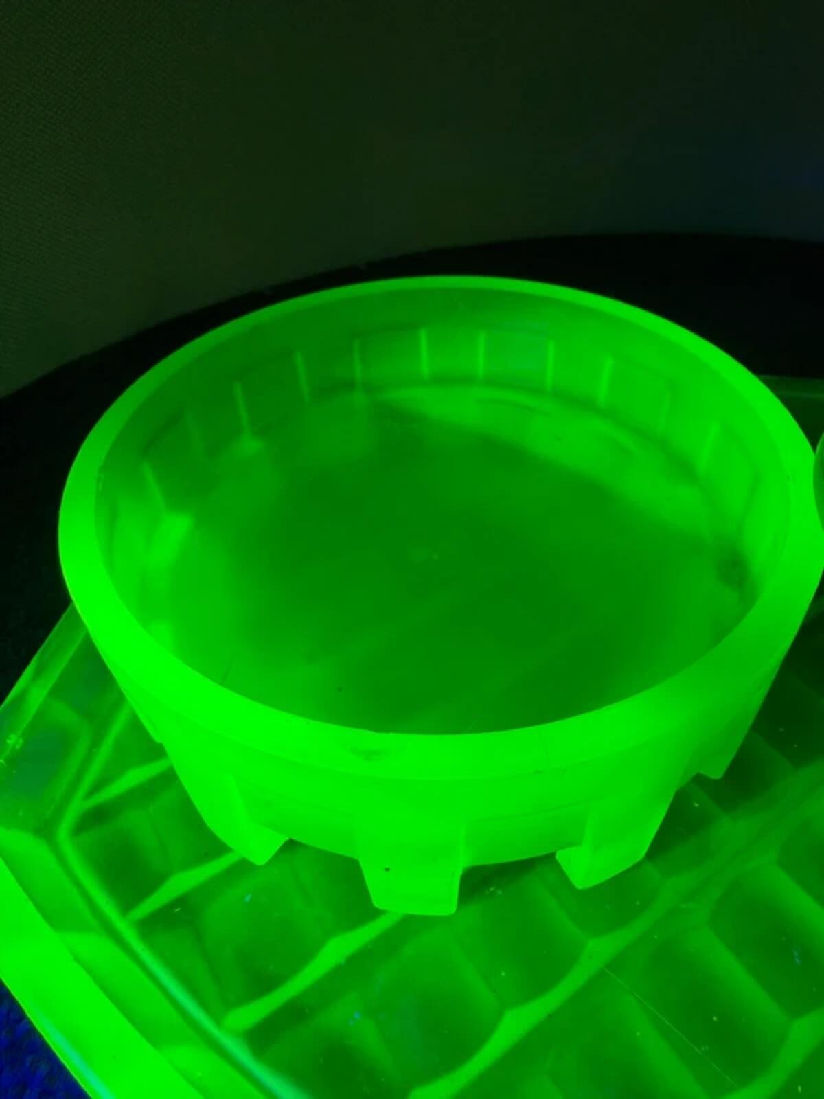 Vintage Uranium Vanity Set