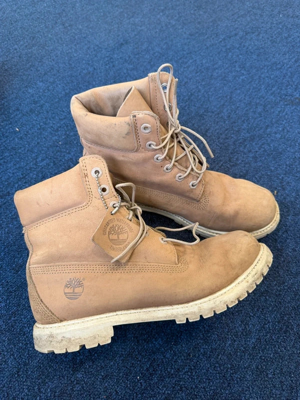 Timberland Premium 6" Boots - Size 7.5 UK