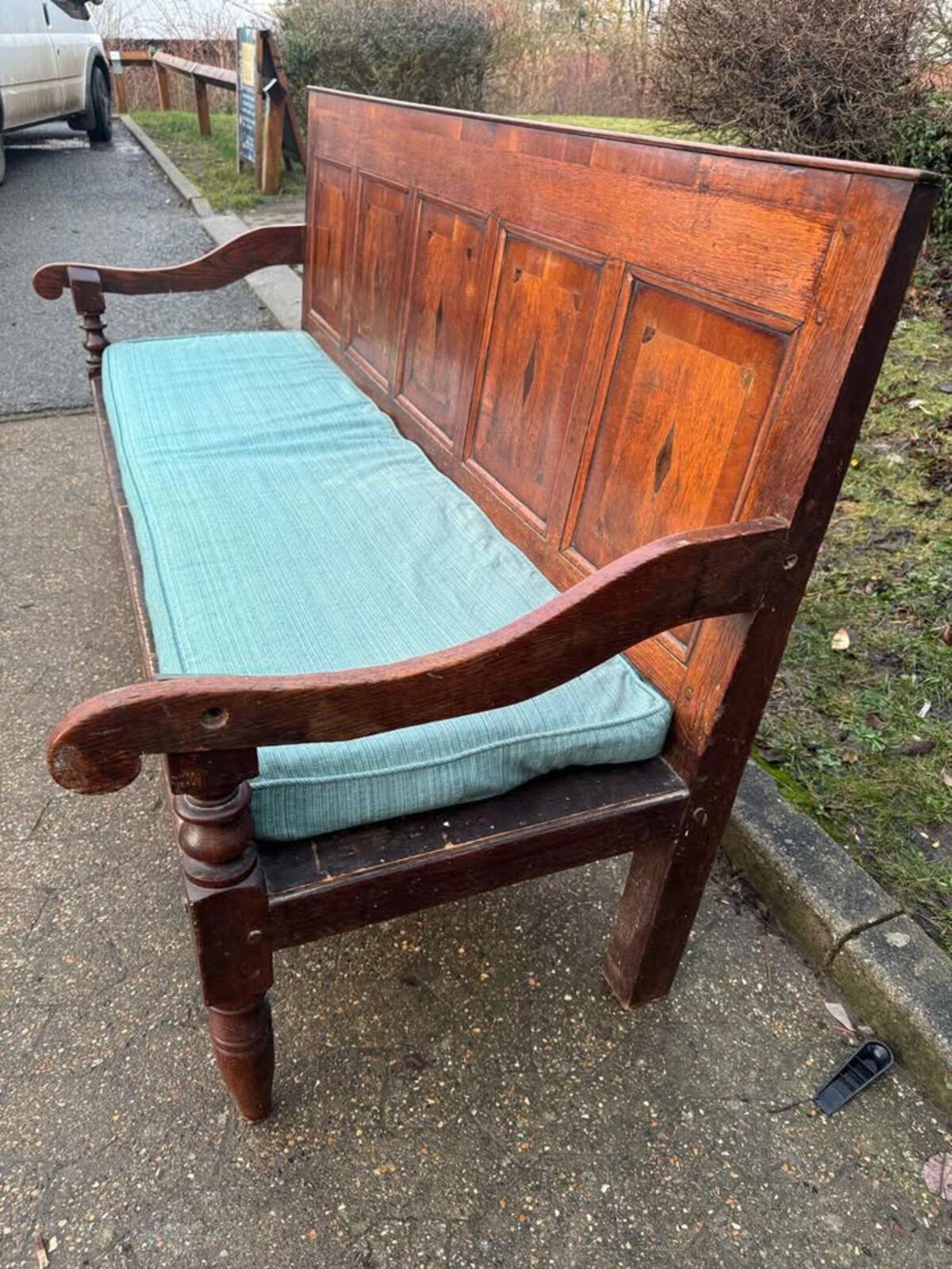 Georgian Five Panelled Oak and Mahogany Settle Bench